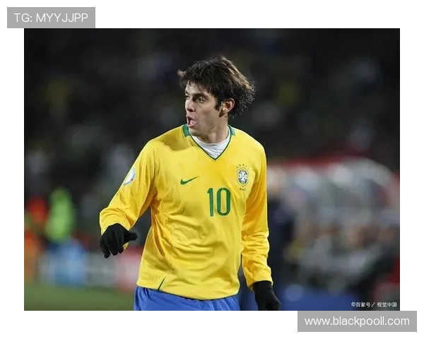 卡卡足球明星海报展现传奇球员风采与激情瞬间的视觉盛宴 卡卡足球明星海报展现传奇球员风采与激情瞬间的视觉盛宴